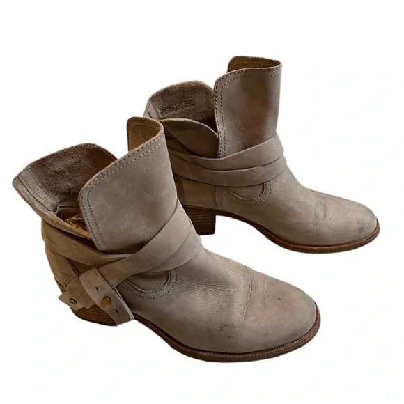 UGG Australia Elora Leather Short Ankle Boots Taupe - Picture 5 of 14